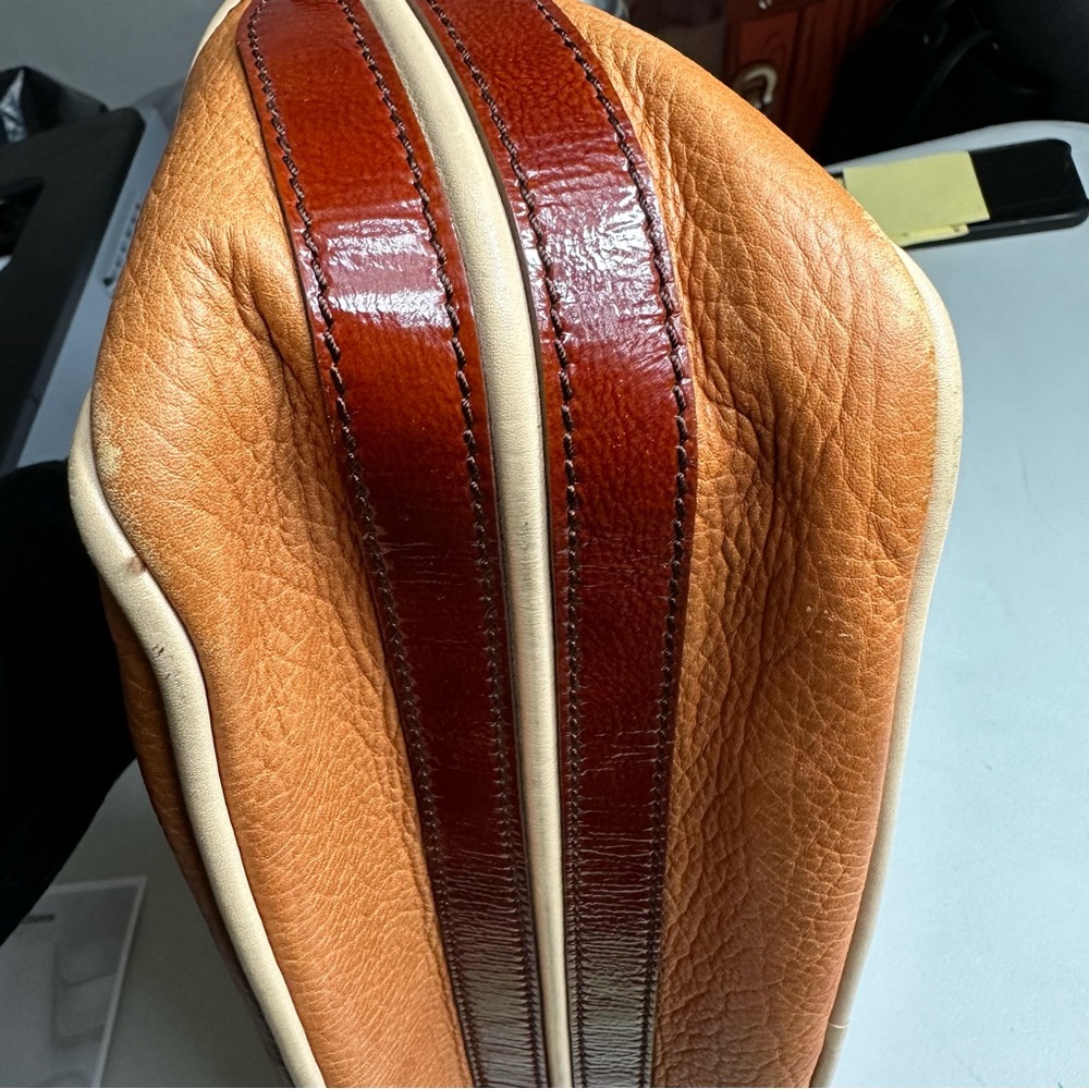 Authentic Celine - Picture 6 of 7